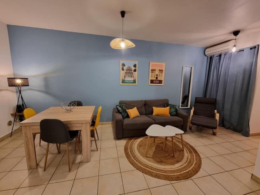 Agreable Appartement Avec 2 Places De Parking Dans Le Garage Безье Экстерьер фото