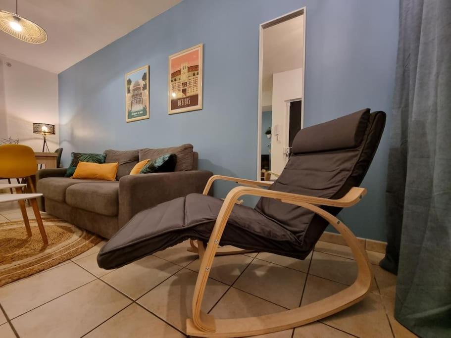 Agreable Appartement Avec 2 Places De Parking Dans Le Garage Безье Экстерьер фото
