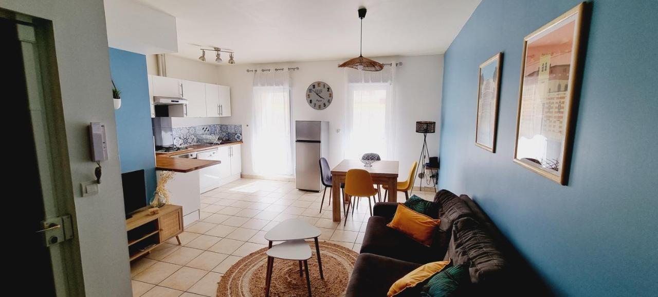 Agreable Appartement Avec 2 Places De Parking Dans Le Garage Безье Экстерьер фото